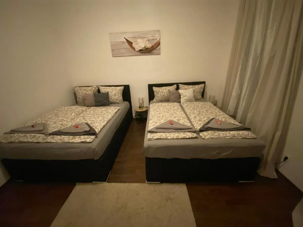 Rover Apartment Viena
